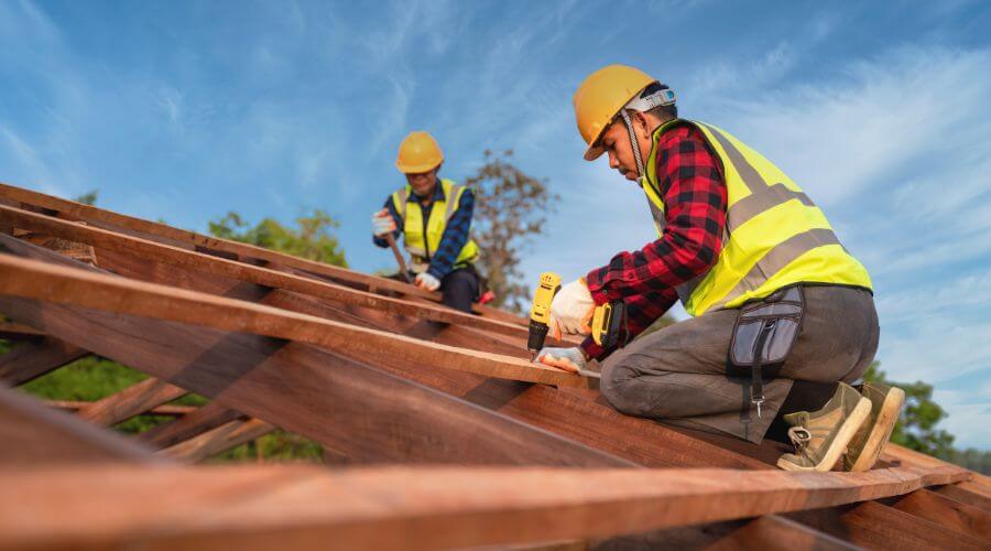 Professional gutter cleaning in Archibald, LA